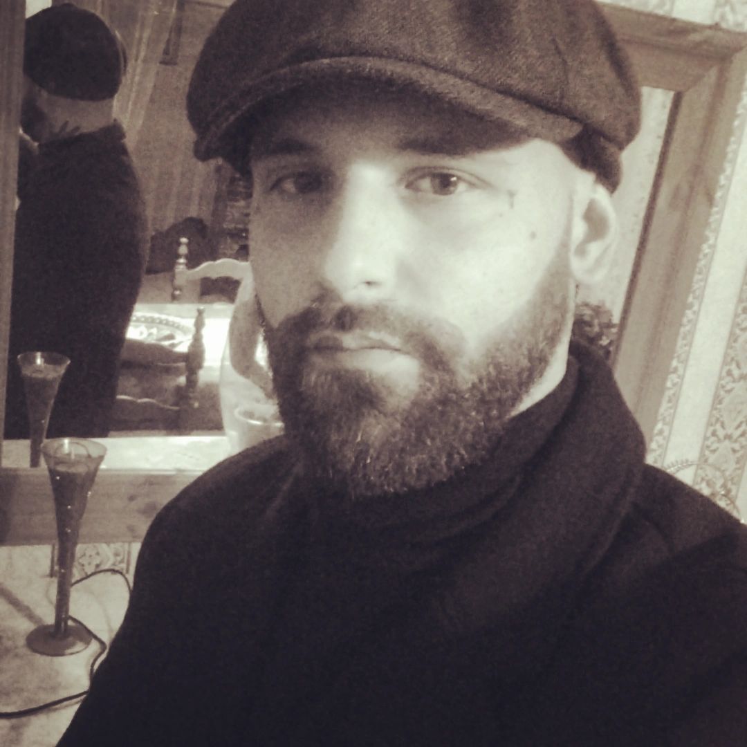 Profilo di Yrieix, 33 anni, Annuncio Sesso a Alezio