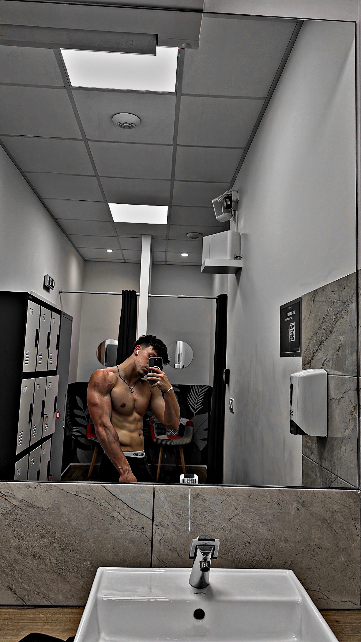Profilo di Olivier, 21 anni, Annuncio Sesso a Banchette