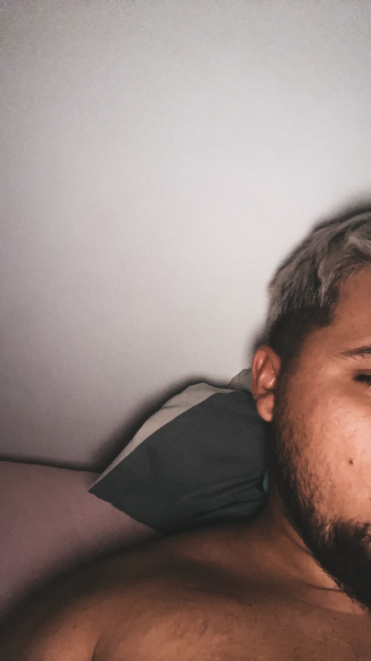 Profilo di Amro, 23 anni, Annuncio Sesso a Aradeo