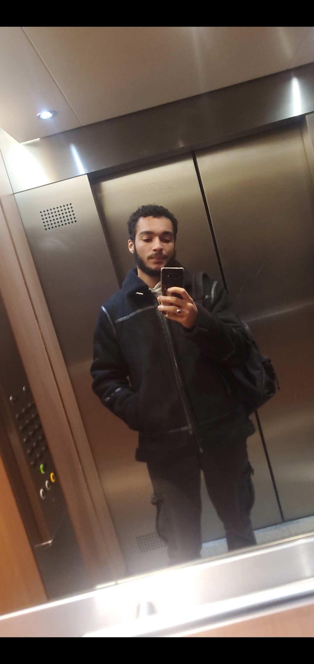 Profilo di Mohamed-rayane, 20 anni, Annuncio Sesso a Casanova Lerrone