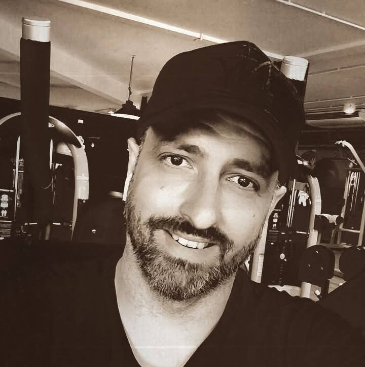 Profilo di Arnel, 39 anni, Annuncio Sesso a Abetone Cutigliano