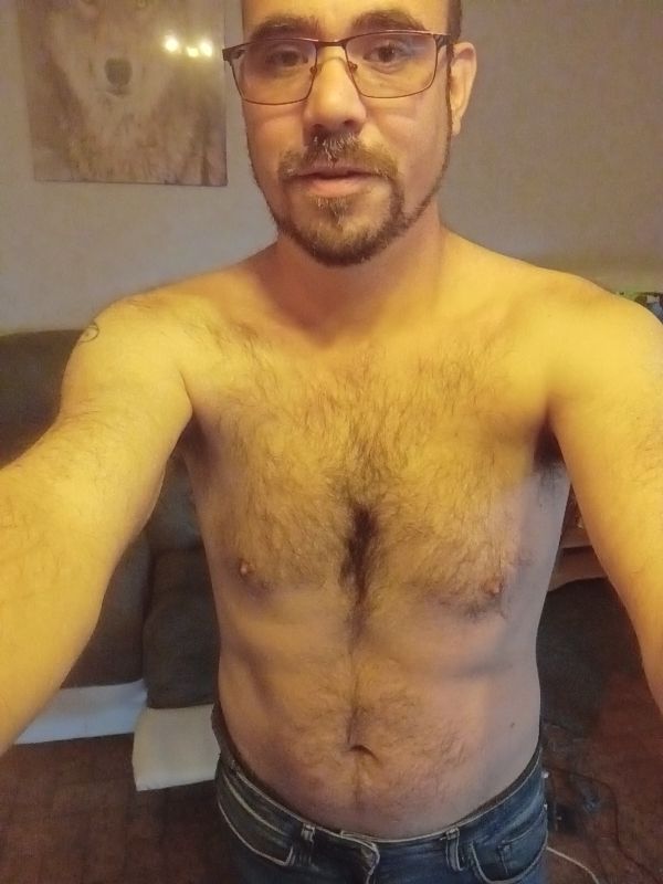 Profilo di Shamseddine, 38 anni, Annuncio Sesso a Camporotondo di Fiastrone