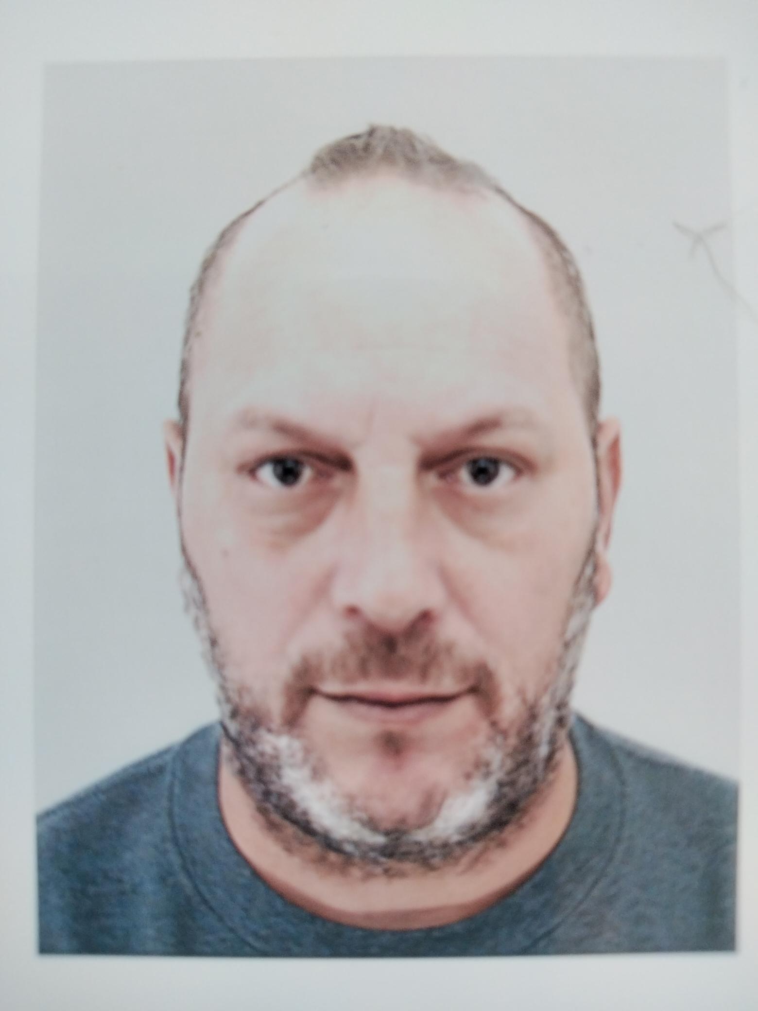 Profilo di Izak, 43 anni, Annuncio Sesso a Umbriatico