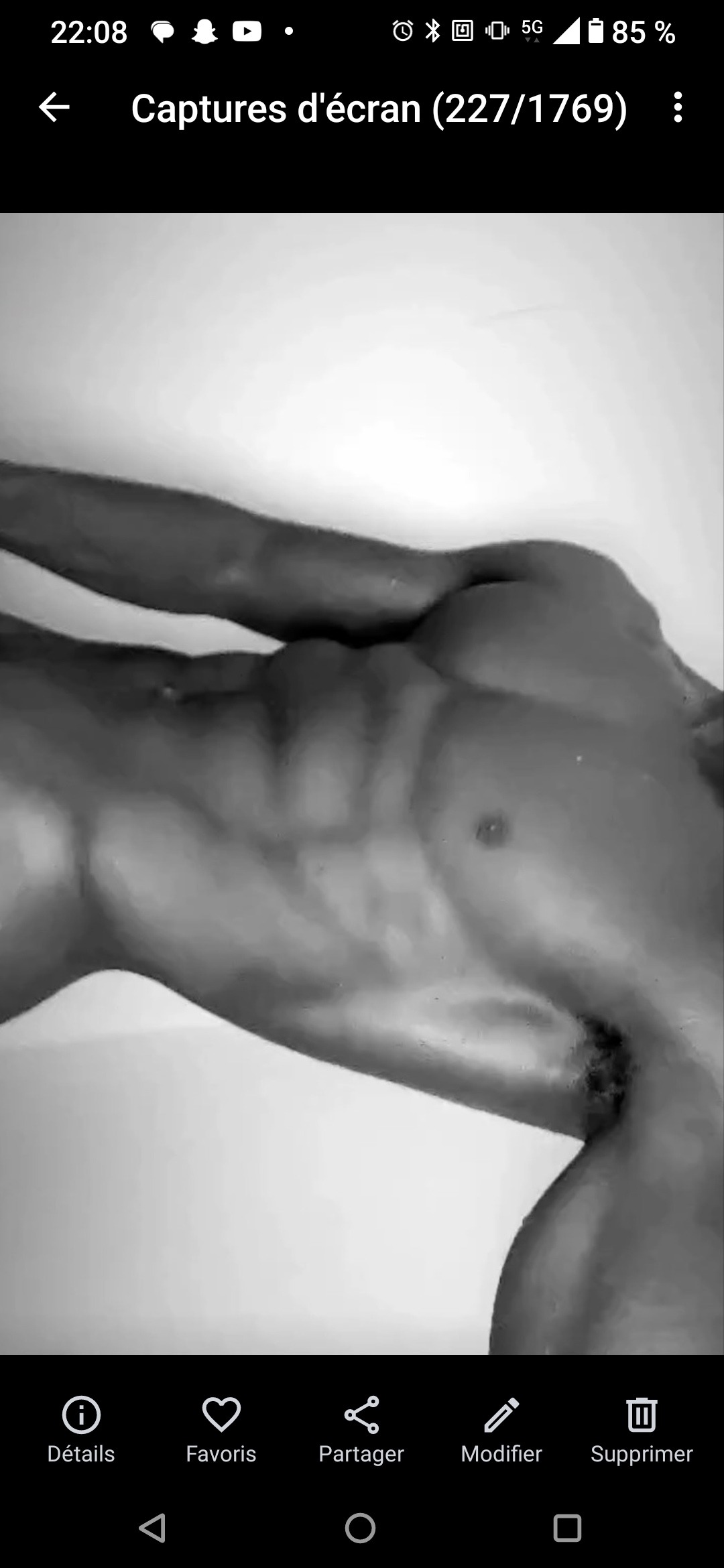 Profilo di Zoher, 22 anni, Annuncio Sesso a Carovilli