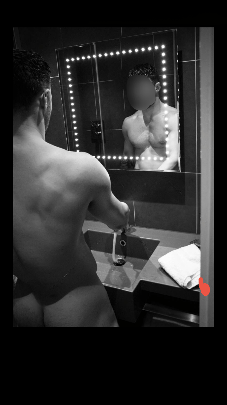 Profilo di Yoen, 25 anni, Annuncio Sesso a Airole