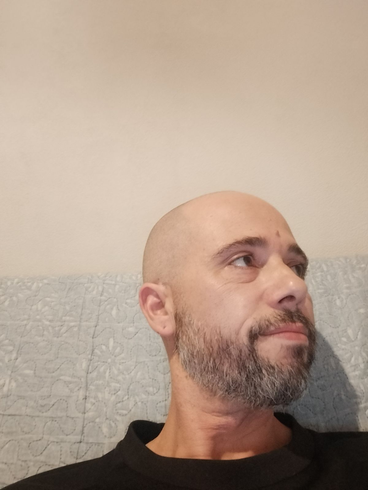 Profilo di Hazedine, 40 anni, Annuncio Sesso a Castelli