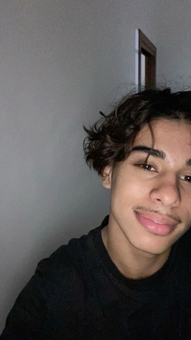 Profilo di Awenn, 25 anni, Annuncio Sesso a Almenno San Salvatore